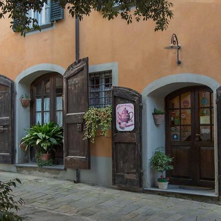モンテカルロ Antica Casa Dei Rassicurati Bed & Breakfast エクステリア 写真