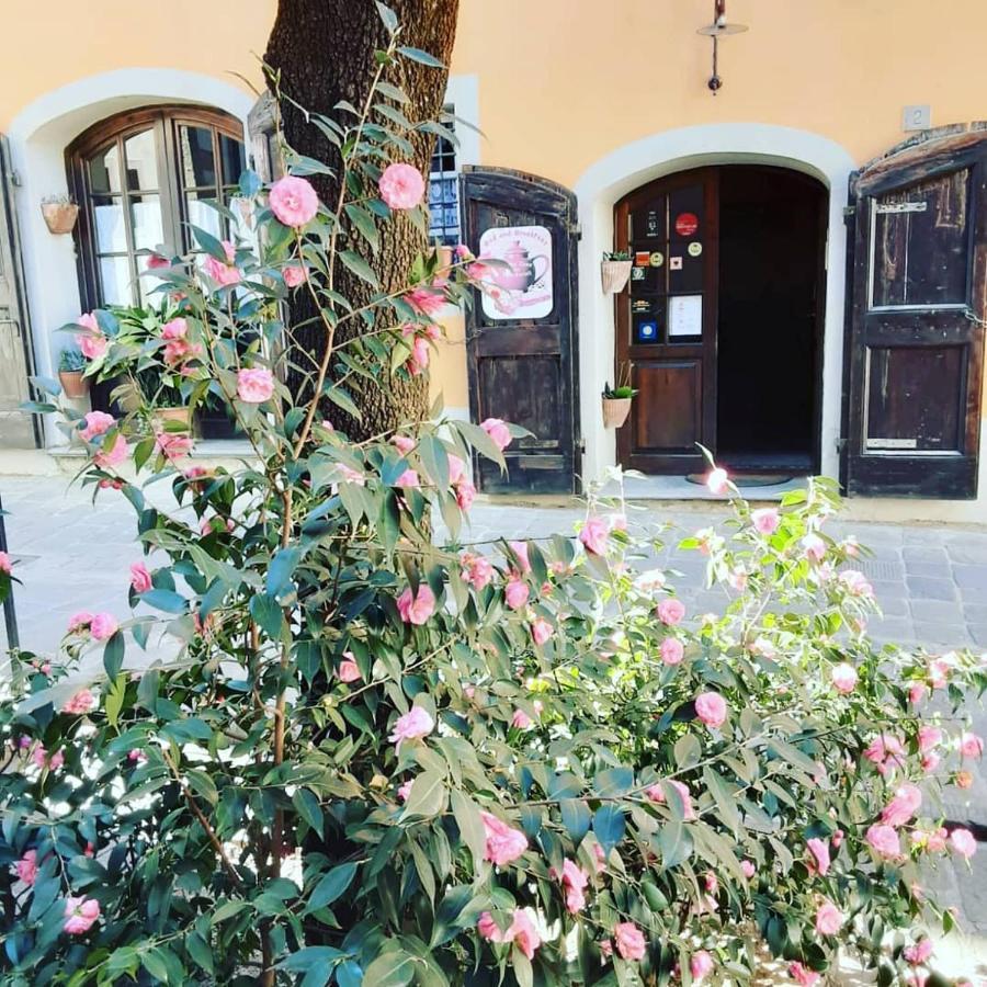モンテカルロ Antica Casa Dei Rassicurati Bed & Breakfast エクステリア 写真
