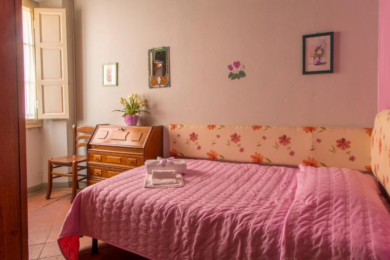 モンテカルロ Antica Casa Dei Rassicurati Bed & Breakfast エクステリア 写真