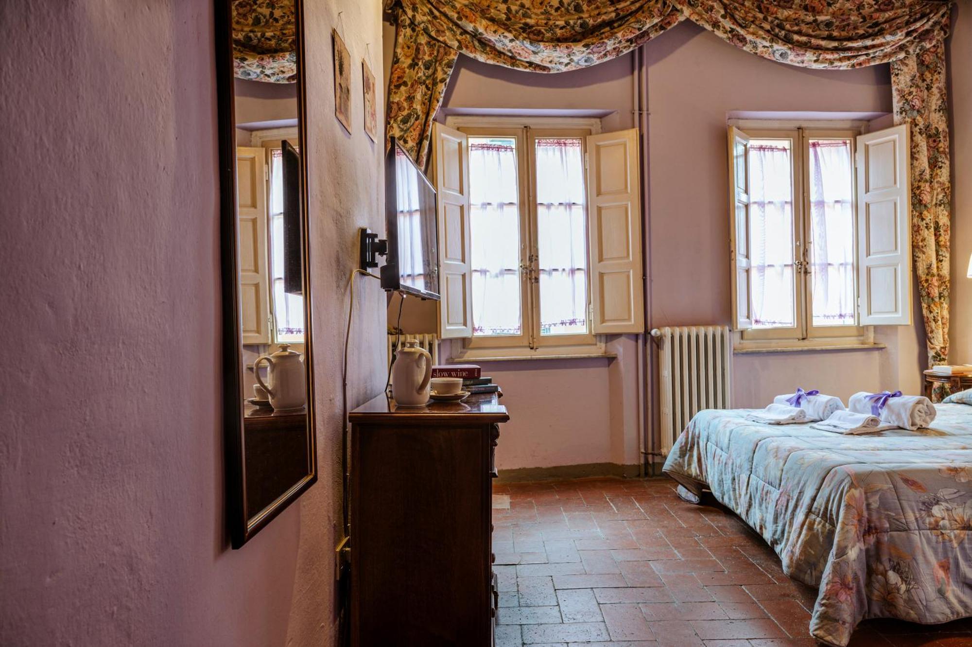 モンテカルロ Antica Casa Dei Rassicurati Bed & Breakfast エクステリア 写真